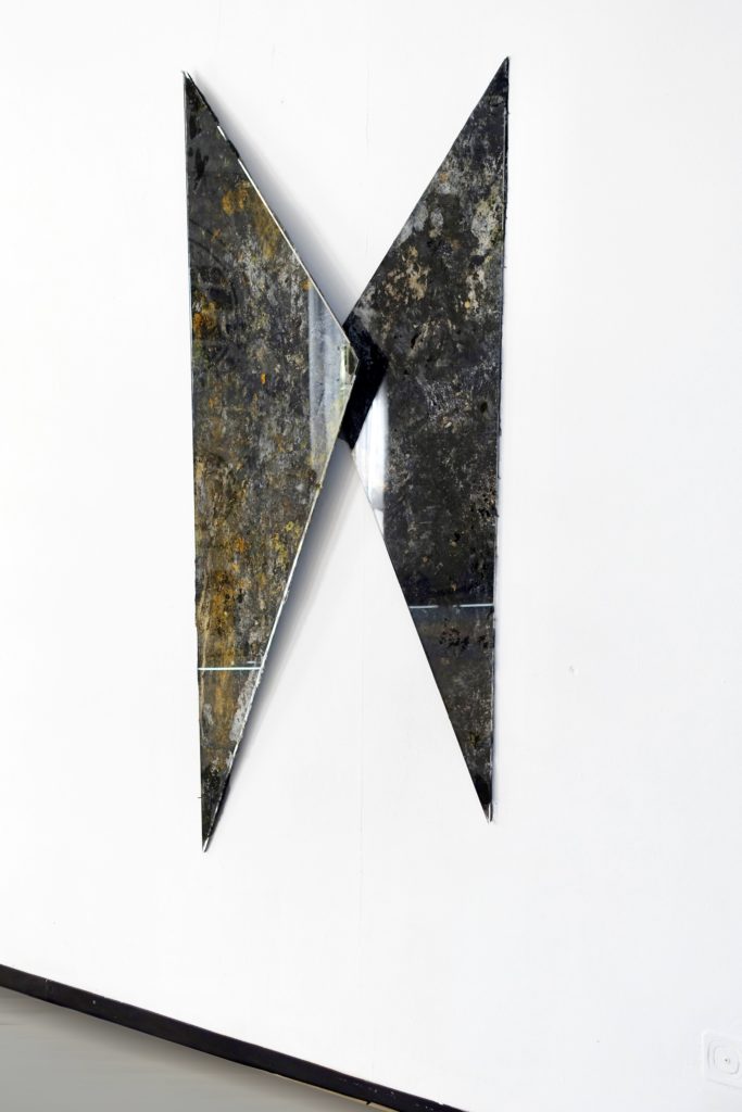 Isaia Antonaci, Wall-mounted plexiglass installation, 2021